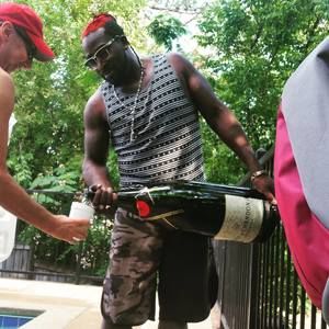 Meet your Posher, Lester